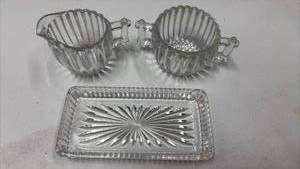 lot 58999 image: Crystal Sunburst Creamer Set with Tray - Retail $35