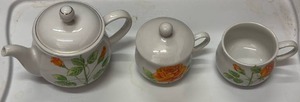 lot 59000 image: Enesco Orange Rose Tea Set - Retail $45