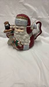 lot 59045 image: Avon Christmas Santa Teapot with Lid - Retail $25