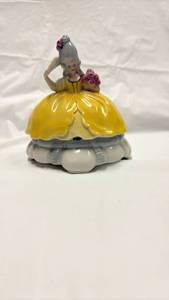 lot 59062 image: Bavaria Porcelain Lady Trinket Box - Retail $35