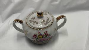 lot 59072 image: Japanese Porcelain Teapot with Floral Design - Retail $25