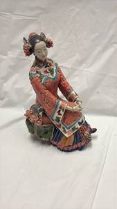 lot 59077 image: Chinese Porcelain Lady Figurine - Retail $75