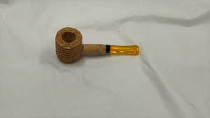 lot 59086 image: Missouri Meerschaum Corn Cob Tobacco Pipe - Retail $12