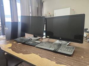 lot 22187 image: HP ProDesk Desktop Computer Bundle with Monitors and Keyboards