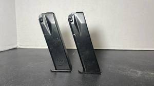lot 1004 image: Sig Sauer P226 9mm magazines (2)