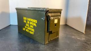 lot 1012 image: Metal ammo can