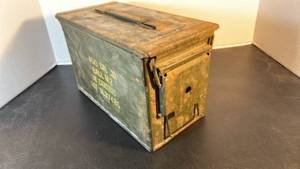 lot 1018 image: Metal ammo can