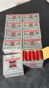 lot 1044 image: Winchester Super X 12 ga ammunition 10 full boxes