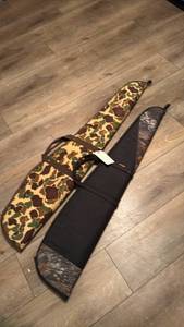 lot 1090 image: Allen and other soft long gun cases (2)