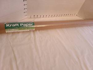 lot 1228 image: Kraft paper 75 sq ft, new roll