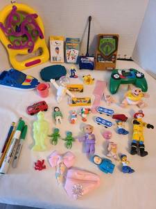 lot 1324 image: Toys