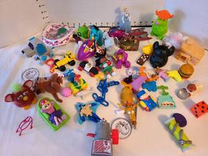 lot 1329 image: Toys