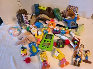 lot 1334 image: Toys
