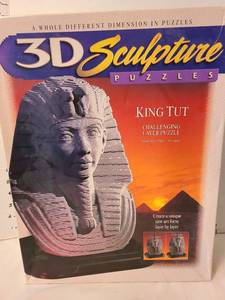 lot 1364 image: 3D Sculpture puzzle of King Tut