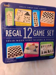 lot 1367 image: Regal 12 Game Set in metal box