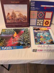 lot 1369 image: Jigsaw puzzles