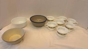 lot 1403 image: 7 Pyrex spice of life cups, Frankoma bowl and more