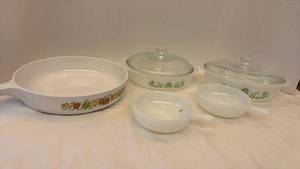 lot 1412 image: Corning Range Toppers Cookware and glassbake ware