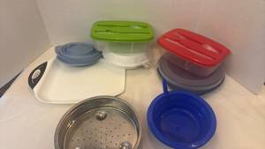 lot 1426 image: Food storage containers, cereal bowls and more