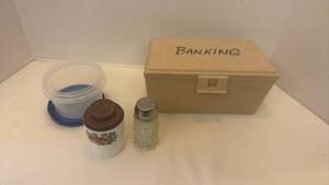 lot 1427 image: Salt and pepper shaker, box for recipes and storage container