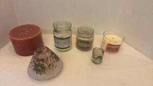 lot 1429 image: Candles and shade