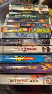 lot 1520 image: VHS tapes