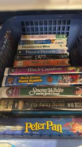 lot 1524 image: VHS tapes
