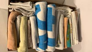 lot 1603 image: Misc towels
