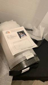 lot 1671 image: 6 Disposable face shields