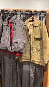 lot 1711 image: Coat and Vest L