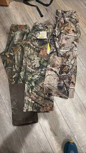 lot 1721 image: Hunting Pants 36x30 38x30
