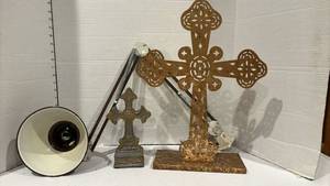 lot 1754 image: Lamp and two Crosses