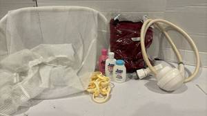 lot 1773 image: Shower hose and curtain hooks, hotcold comfort wrap, net hamper bag and more