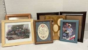 lot 1778 image: Frames of various sizes.  Two with pictures.