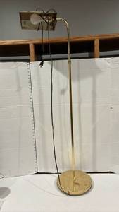lot 1788 image: Brass  Floor Lamp