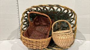 lot 1798 image: Baskets