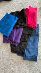lot 2008 image: Ladies scrubs pants size L