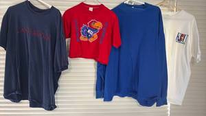 lot 2122 image: KU Tops M L XL