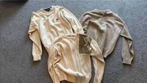 lot 2157 image: United Colors of Benetton Cotton Sweater Set