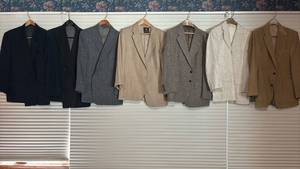 lot 2174 image: Designer Blazers Mixed Colors Sizes Vary but mostly 46 44 Short