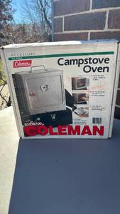 lot 3017 image: Coleman Campstove Oven Model 5010B700