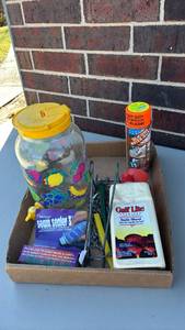 lot 3036 image: Camping Stuff