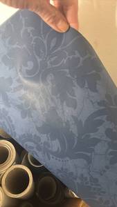 lot 3066 image: Wallpaper