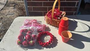 lot 3100 image: Basket, Apples, Clay Pots, Candy Canes and more