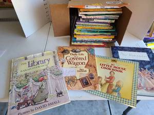lot 3203 image: Childrens books.
