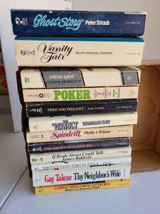 lot 3204 image: Paperback books