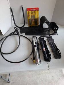 lot 3305 image: Bike hand pumps, lock, more
