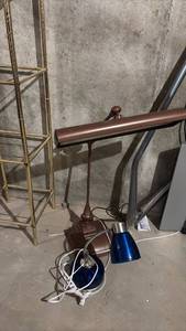 lot 4119 image: Two Desk Lamps