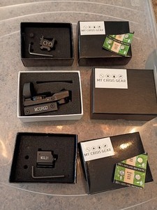lot 407 image: My Crisis Gear laser sights