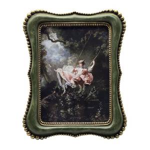lot 3614 image: YULINK 5x7 Vintage Picture Frame, Antique Green Ornate Photo Frame, for Tabletop and Wall Display, Decorative Retro Home Decor, Old Fashioned Photo Gallery Art - Retail $22